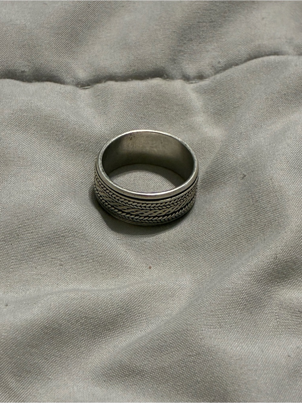 Vintage sterling silver spinner ring